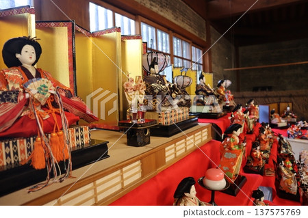 Japanese Tradition/Hina Dolls Japanese Tradition/Hina Dolls 137575769