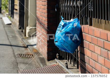 垃圾收集日：一般可燃垃圾 137576052