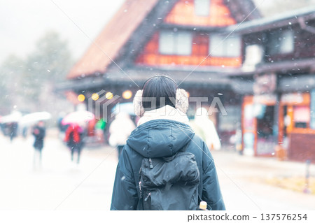 白川鄉下雪了 137576254