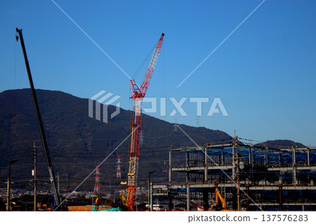Construction machinery: Crawler crane [Nagano Tsuda Land Readjustment Project in Kitakyushu City] 137576283