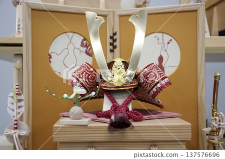 May doll helmet decoration 137576696