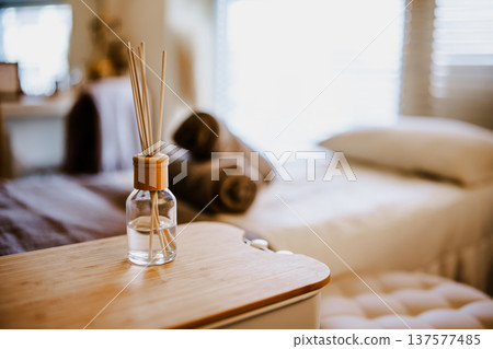 Aroma diffuser and bedroom 137577485