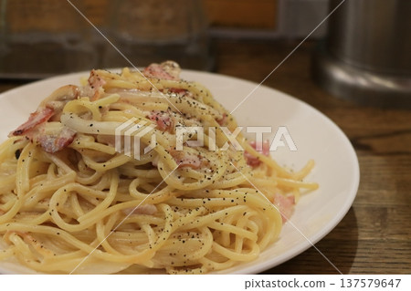 Delicious carbonara, delicious looking pasta 137579647