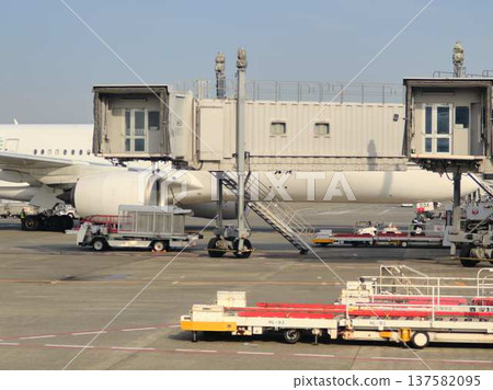 飛機機翼 137582095