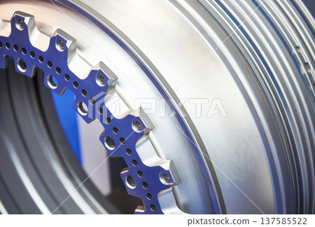 Low pressure booster spool 137585522