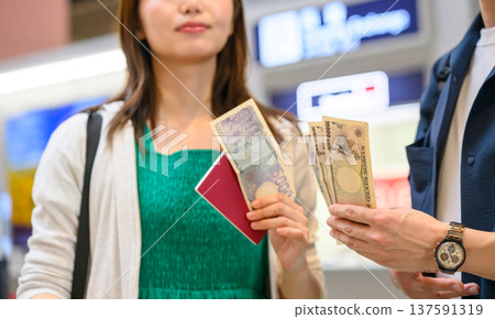 機場現金及護照 ■攝影合作:關西國際機場(KIX) 機場現金及護照 ■攝影合作:關西國際機場(KIX) 137591319