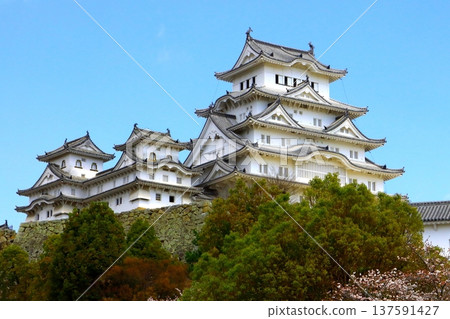 Himeji Castle (National Treasure, Himeji City) Himeji Castle (National Treasure, Himeji City) 137591427