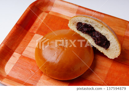 Anpan sweet bread Anpan sweet bread 137594879