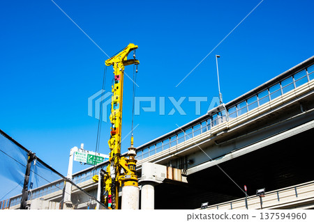 池袋重建中 重型機械與首都高速公路 2026.02 a-2 高飽和度對比 池袋重建中 重型機械與首都高速公路 2026.02 a-2 高飽和度對比 137594960