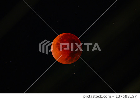 Red Moon 137598157