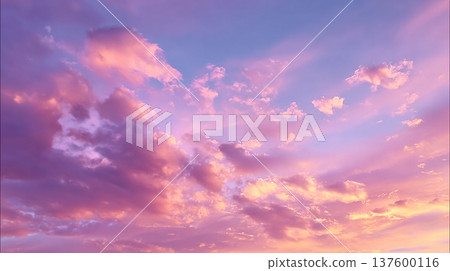 粉紫色的天空和雲朵 137600116
