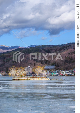 Frozen Lake Suwa and Hatsushima Island covered in frost Frozen Lake Suwa and Hatsushima Island covered in frost 137600911
