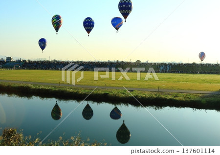 拿一個氣球 137601114