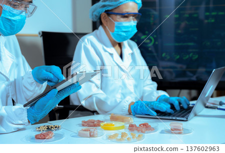 Microbiologists & Nutrition Specialists and medicine, Molecular Analysis in Food Science Labs. Microbiologists & Nutrition Specialists and medicine, Molecular Analysis in Food Science Labs. 137602963