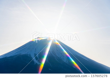 [Mount Fuji] Diamond Fuji seen from Asagiri Plateau in early March [Shizuoka Prefecture] 137605278