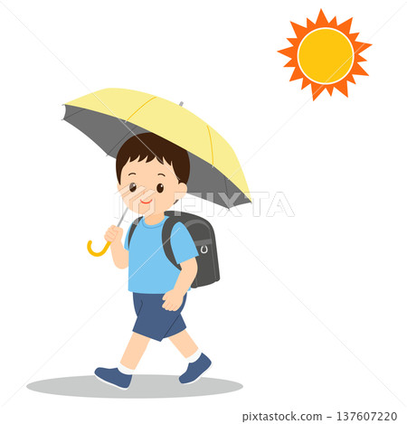 一個男孩撐著陽傘往返學校。 137607220