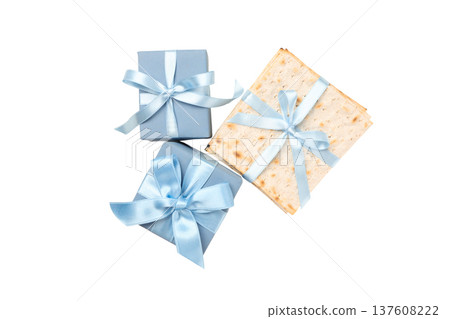 Passover includes matzah and gifts with blue ribbons, isolated, PNG 137608222