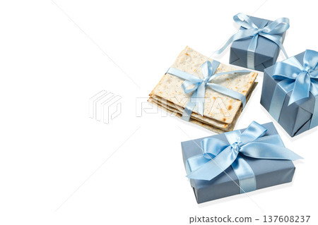 Passover gifts and matzah wrapped for the holiday, isolated, PNG 137608237