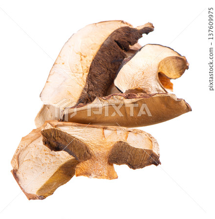 Dried porcini mushrooms isolated on white background. Clipping path. 137609975