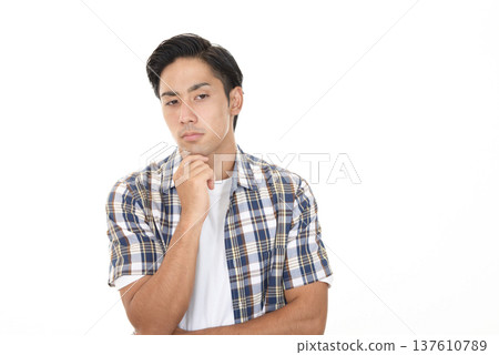 一個男人思考 一個男人思考 137610789