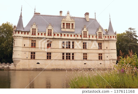French castle Château d’Azay-le-Rideau French castle Château d’Azay-le-Rideau 137611168