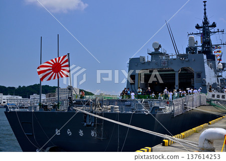 【神奈川】橫須賀宙斯盾驅逐艦亮相海上自衛隊開放日 【神奈川】橫須賀宙斯盾驅逐艦亮相海上自衛隊開放日 137614253