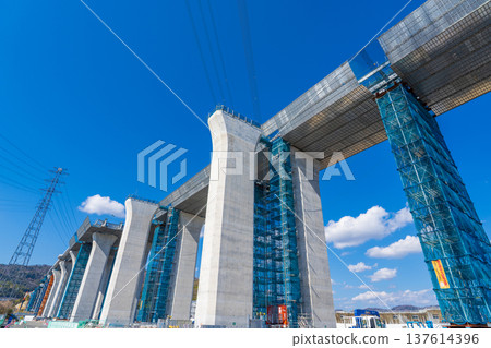 Osaka Prefecture, Shin-Meishin Expressway, Takatsuki Viaduct Construction on the Right Bank of the Yodo River, February 2026 Osaka Prefecture, Shin-Meishin Expressway, Takatsuki Viaduct Construction on the Right Bank of the Yodo River, February 2026 137614396