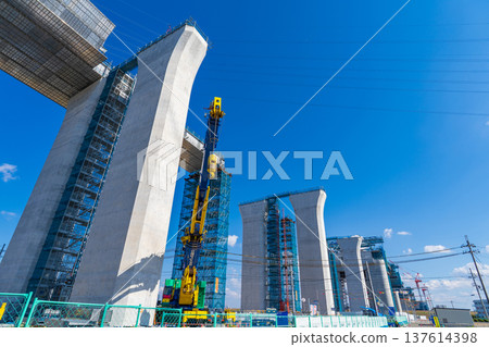 Osaka Prefecture, Shin-Meishin Expressway, Takatsuki Viaduct Construction on the Right Bank of the Yodo River, February 2026 137614398