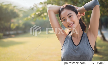 運動的女性 運動的女性 137615865