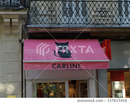 Store sign 137615938