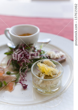 A three-piece seasonal appetizer platter served at a French restaurant in Sakata City (early March, local ingredients) A three-piece seasonal appetizer platter served at a French restaurant in Sakata City (early March, local ingredients) 137615982