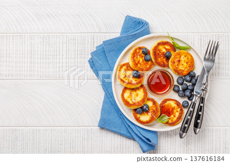 Homemade pancakes with blueberries and syrup 137616184