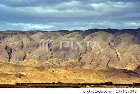 Middle atlas mountains showing dramatic erosion channels in morocco Middle atlas mountains showing dramatic erosion channels in morocco 137619048