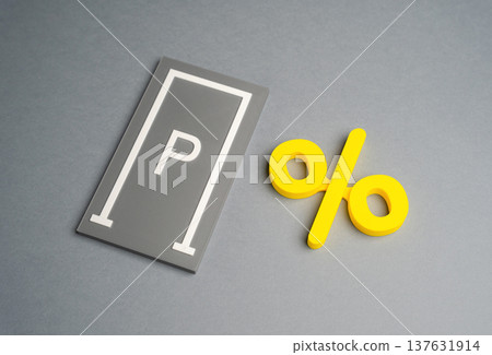 A parking space and a percentage symbol. Financing the purchase of parking property with shared payments or credit. Investment returns from renting parking spaces and marketing discounts for buyers. 137631914