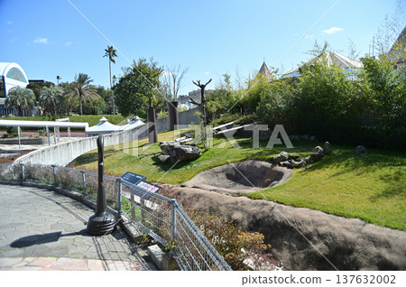 adventure world, a theme park, amusement park 137632002