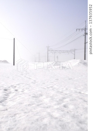 Snowy regions of Japan 137635952
