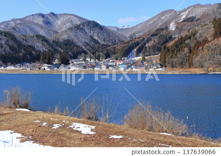 Lake Nakatsuna in early spring Lake Nakatsuna in early spring 137639066