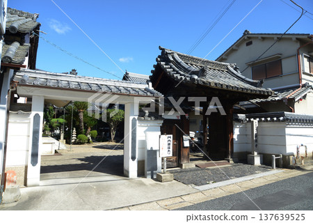 Naramachi, Hotokuji Temple, Sanmon Gate, Jurin-incho, Nara City Naramachi, Hotokuji Temple, Sanmon Gate, Jurin-incho, Nara City 137639525