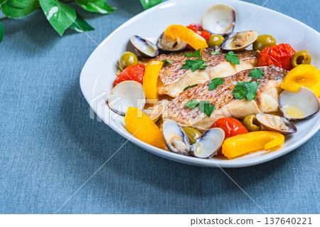 Red sea bream aquapazza, Italian cuisine with clams and vegetables 137640221