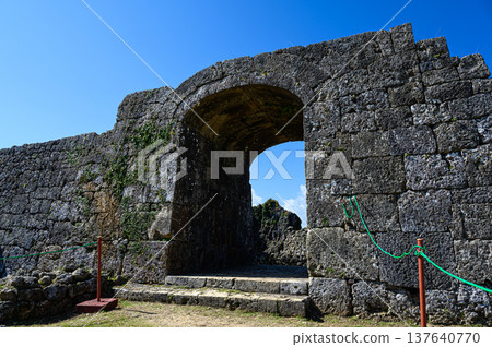 中城遺址:琉球王國的一座古老城堡 中城遺址:琉球王國的一座古老城堡 137640770