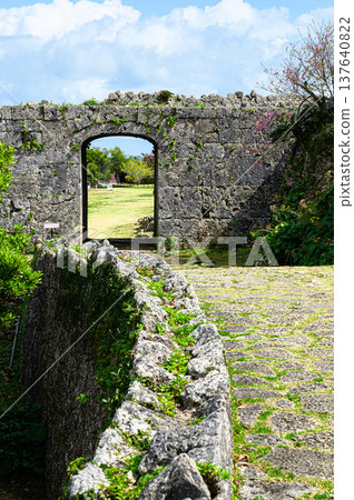 中城遺址:琉球王國的一座古老城堡 中城遺址:琉球王國的一座古老城堡 137640822