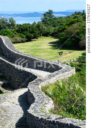 中城遺址:琉球王國的一座古老城堡 中城遺址:琉球王國的一座古老城堡 137640827
