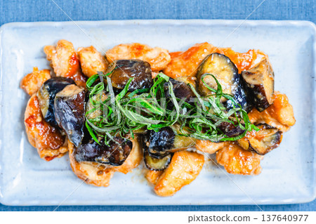 味噌炒茄子雞肉 137640977