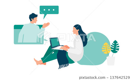 一位女士在家中放鬆,同時參加線上研討會。 一位女士在家中放鬆,同時參加線上研討會。 137642529