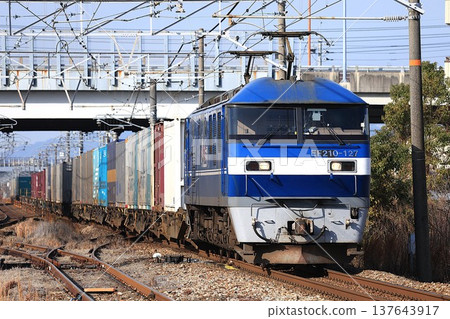 【JR貨運】EF210系列100 - ECO-POWER桃太郎 - (山陽本線:中莊站) 【JR貨運】EF210系列100 - ECO-POWER桃太郎 - (山陽本線:中莊站) 137643917