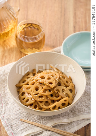 蓮藕金平（日式小菜/熟食） 137645195