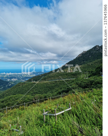 This is the scenery of Mt. Seorak, South Korea. This is the scenery of Mt. Seorak, South Korea. 137645966