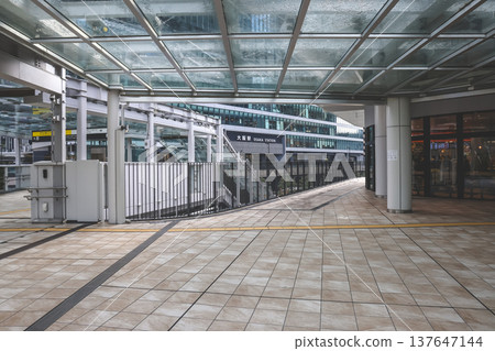 Nov 25 2025 Modern Footbridge Connecting Ofukacho Office Towers Osaka Nov 25 2025 Modern Footbridge Connecting Ofukacho Office Towers Osaka 137647144