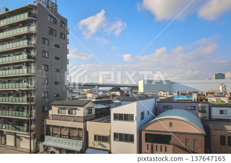Nov 25 2025 Quiet Residential Streets in Osaka Minato Ward 137647165