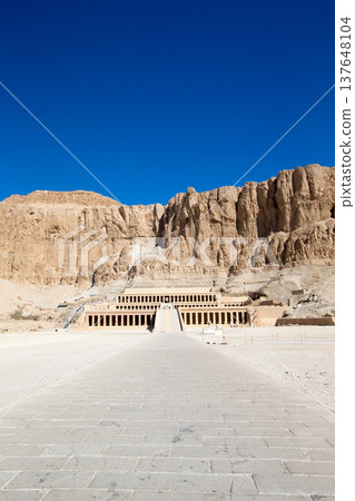 The temple of Hatshepsut near Luxor in Egypt The temple of Hatshepsut near Luxor in Egypt 137648104